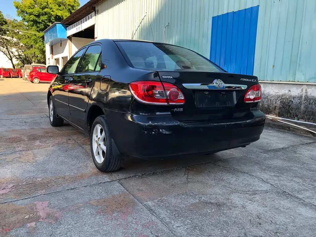 TOYOTA COROLLA 2012