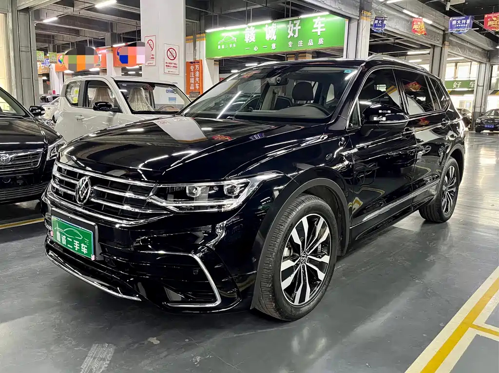 VOLKSWAGEN TIGUAN L 2023