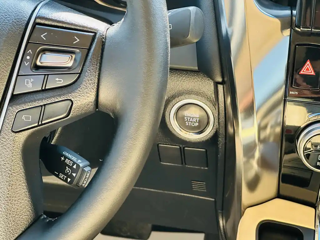 TOYOTA ALPHARD 2015