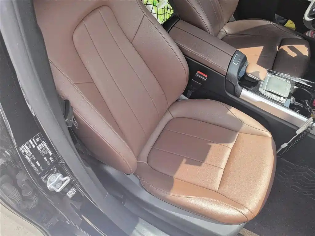 MERCEDES BENZ GLB 2022