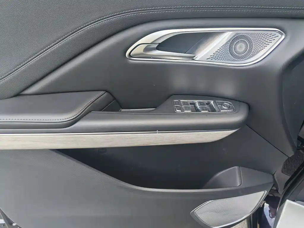 HONGQI HQ9 2023