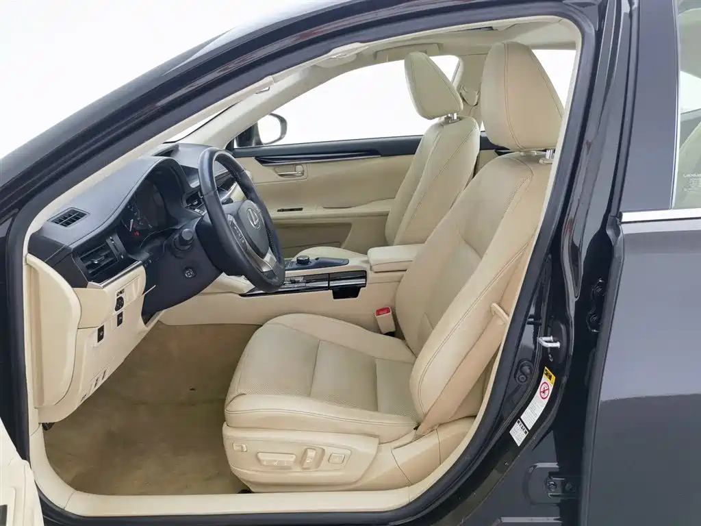LEXUS ES 2014