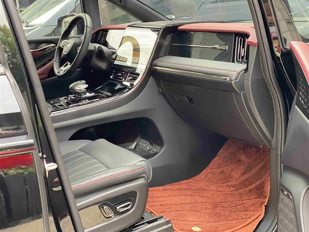 TRUMPCHI M8 2024