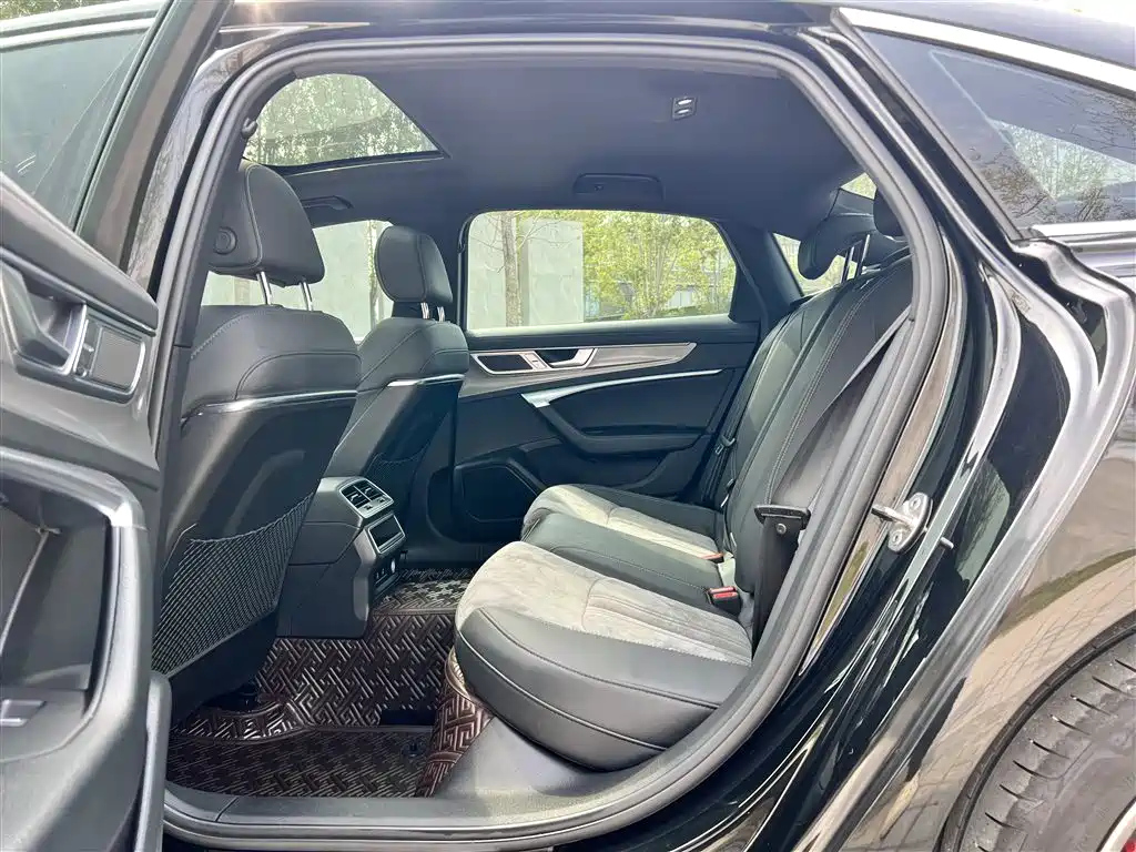 AUDI A6L 2023