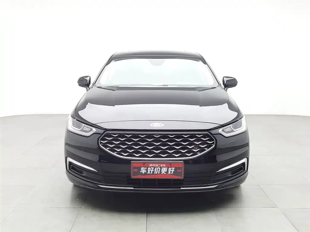 FORD TAURUS 2019