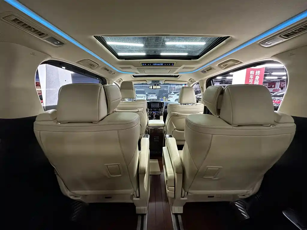 TOYOTA ALPHARD 2018