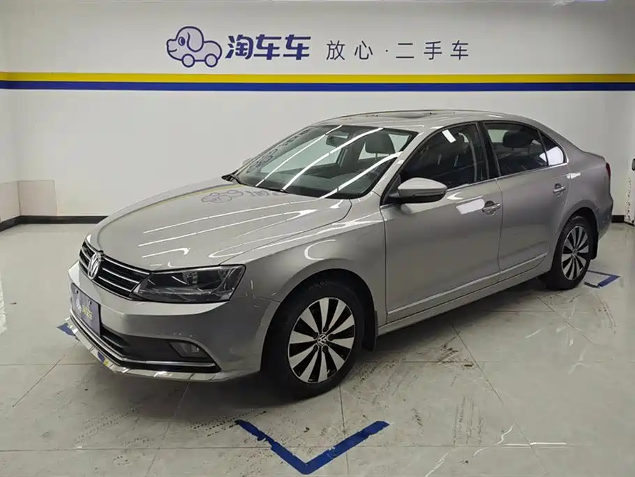 VOLKSWAGEN SAGITAR 2017