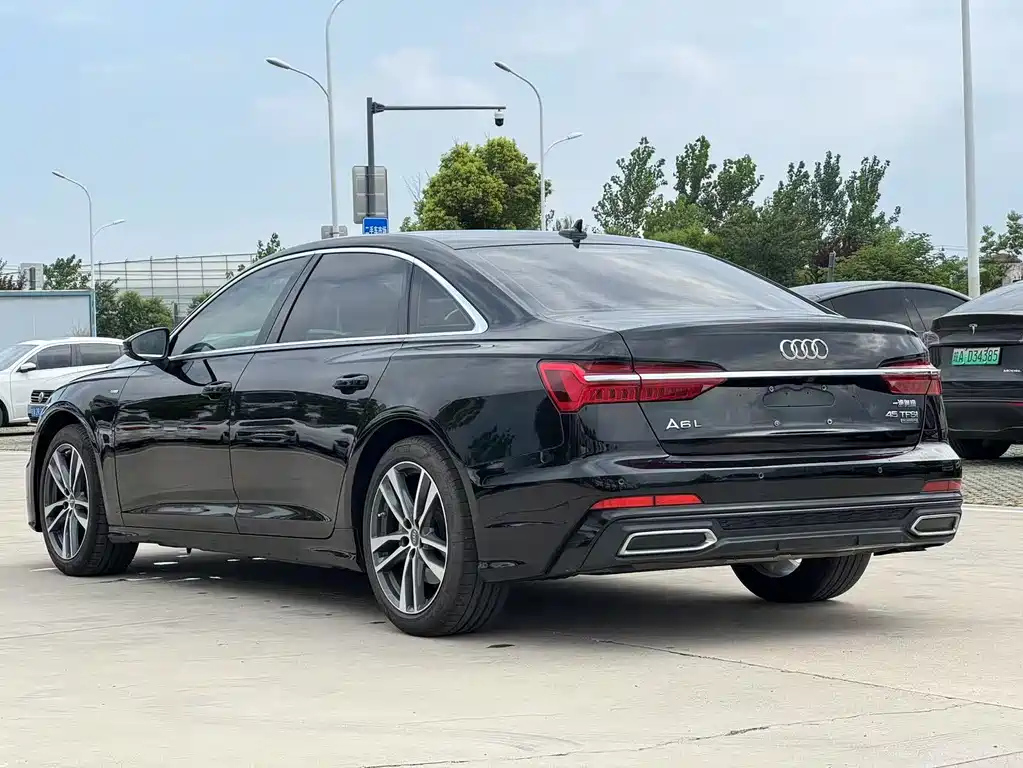 AUDI A6L 2019