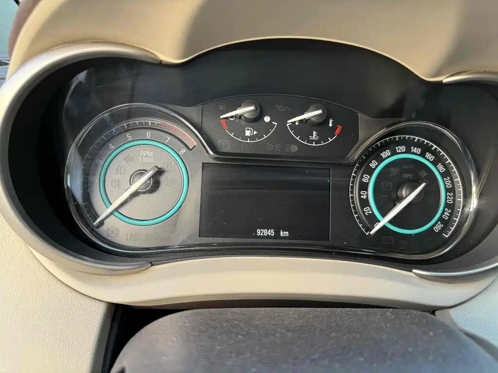BUICK LACROSSE 2013