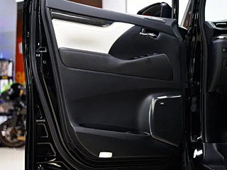 LEXUS LM  2020 YEAR 300H  SEATS  EDITION 2020