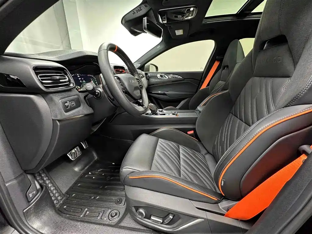 LYNK&CO 02 HATCHBACK 2021