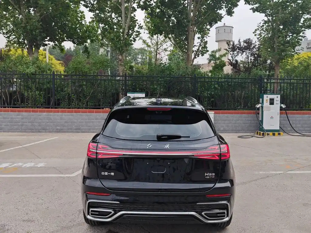 HONGQI HS5 2023