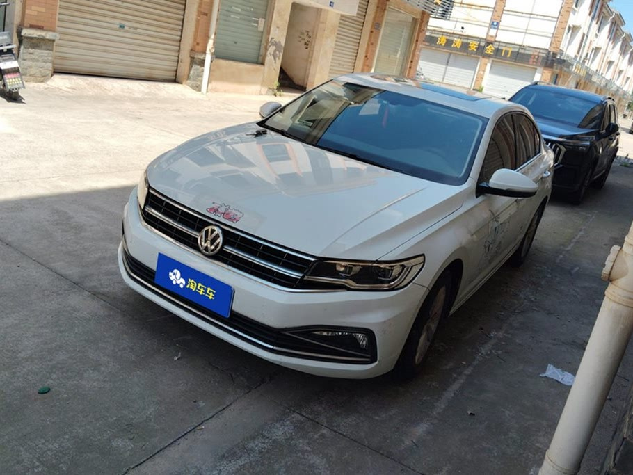 VOLKSWAGEN BORA 2020