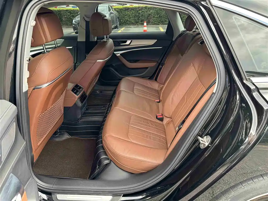 AUDI A6L 2020