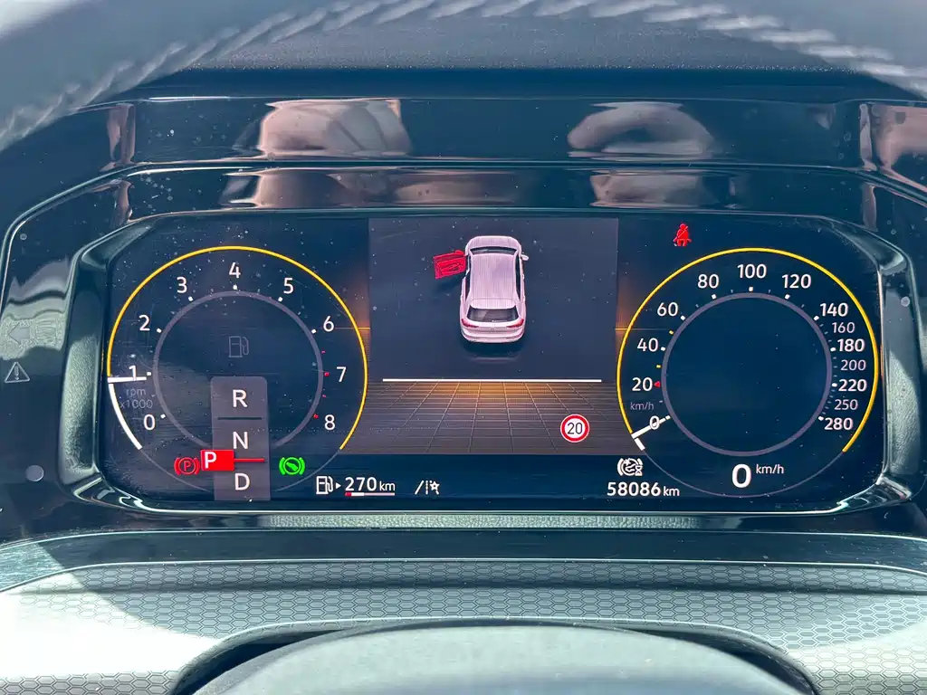 VOLKSWAGEN GOLF GTI 2021
