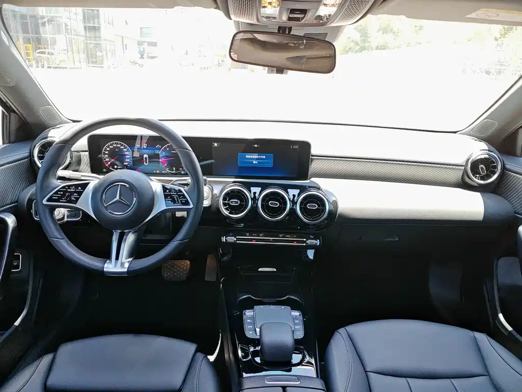 MERCEDES BENZ A-CLASS 2024