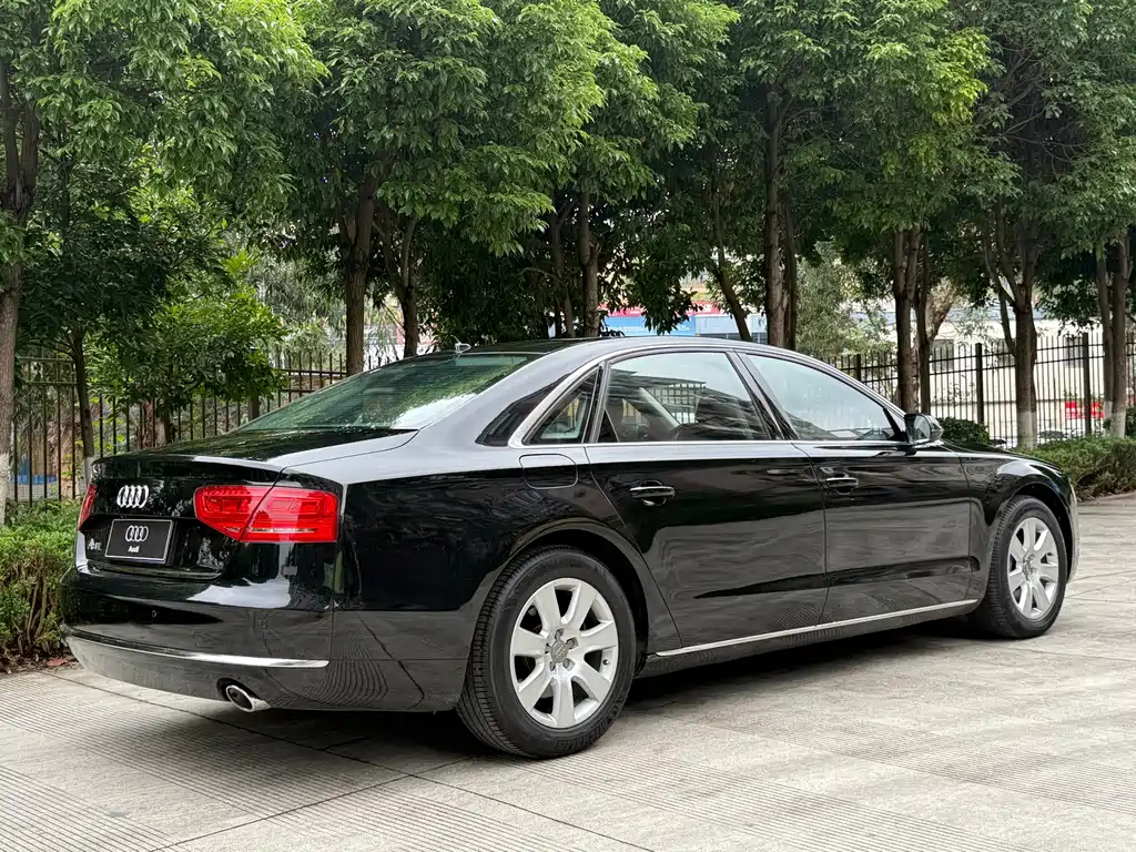 AUDI A8 2013