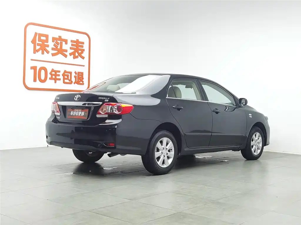 TOYOTA COROLLA 2013
