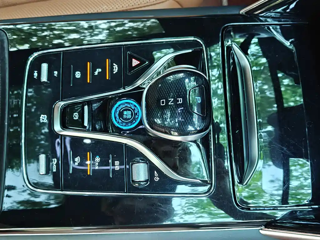 BYD TANG NEW ENERGY 2023