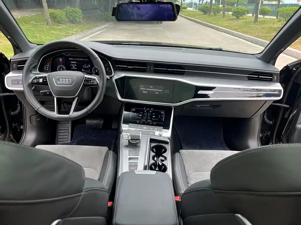AUDI A6L 2019