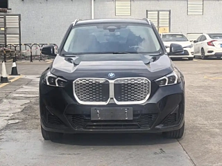 BMW IX1 2023