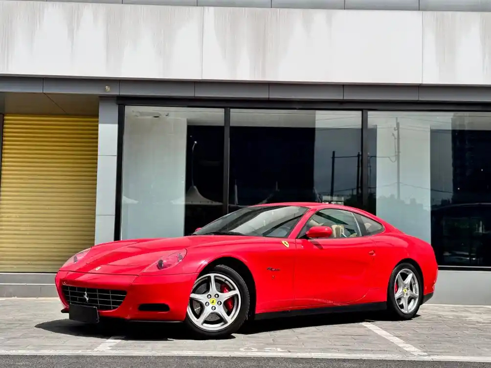 FERRARI 612