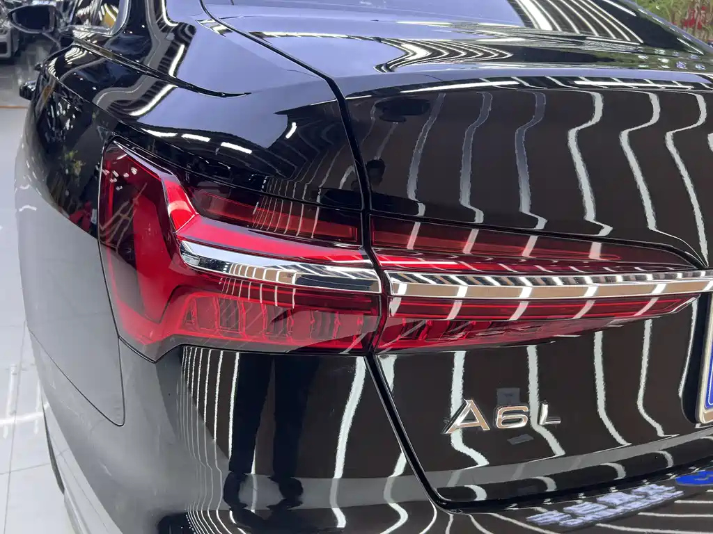 AUDI A6L 2021