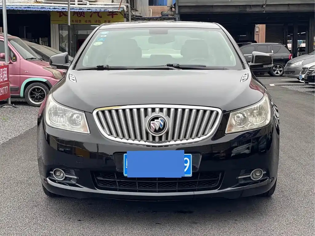 BUICK LACROSSE 2012