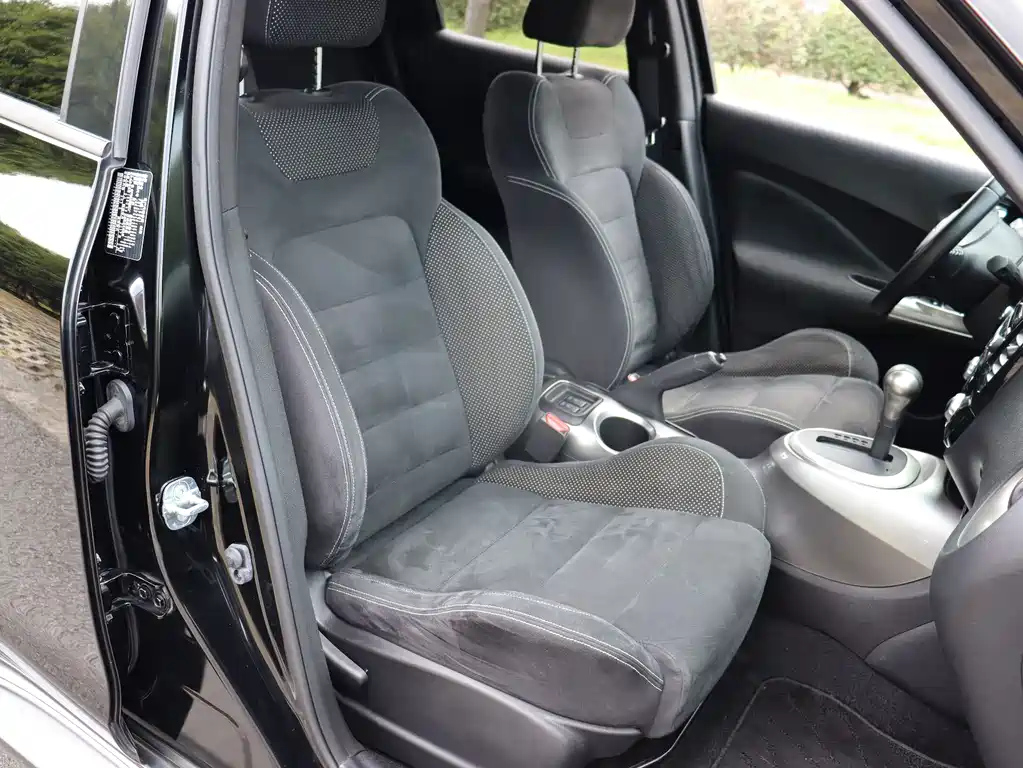 INFINITI ESQ 2017