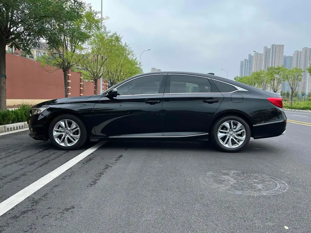 HONDA ACCORD 2018