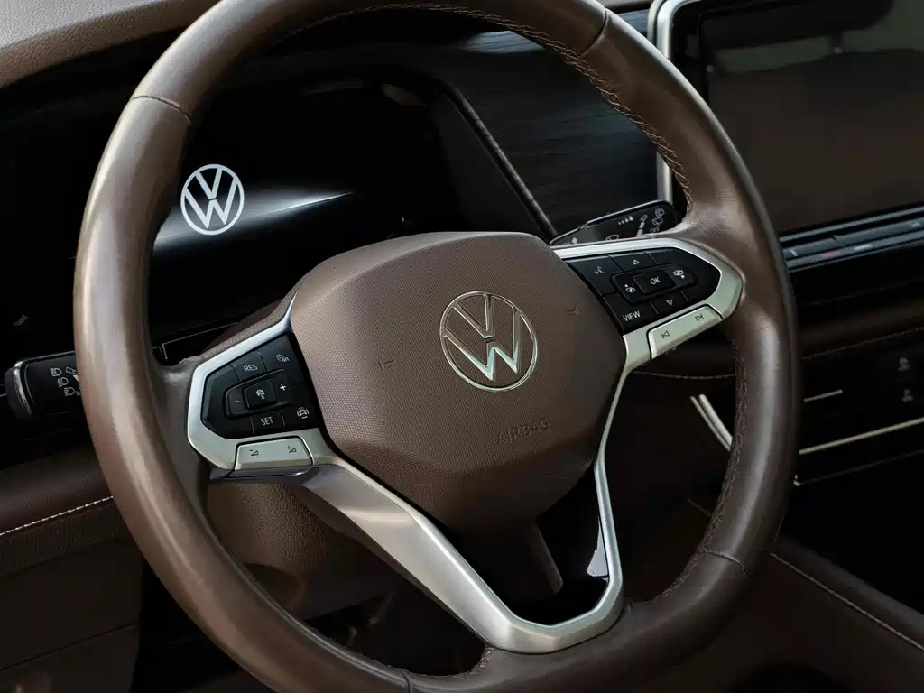 VOLKSWAGEN VILORAN 2022