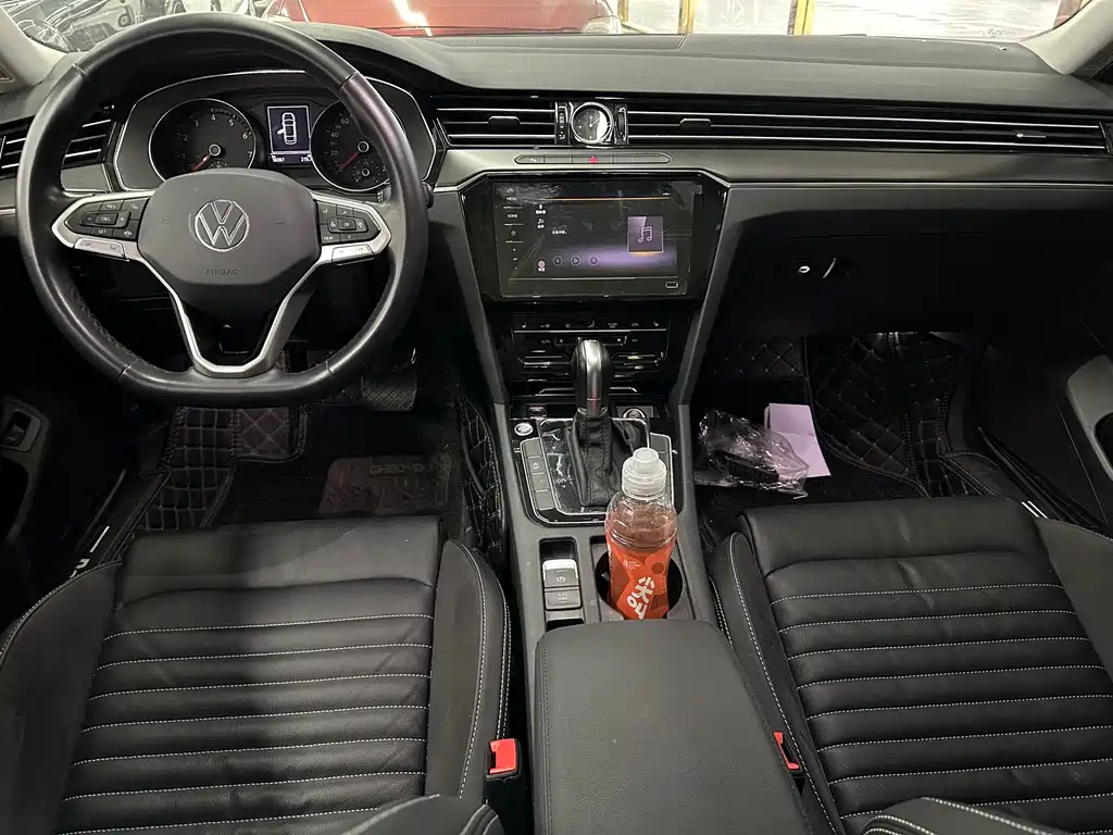 VOLKSWAGEN MAGOTAN 2021