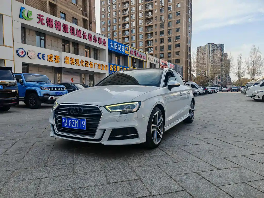 AUDI A3 2018