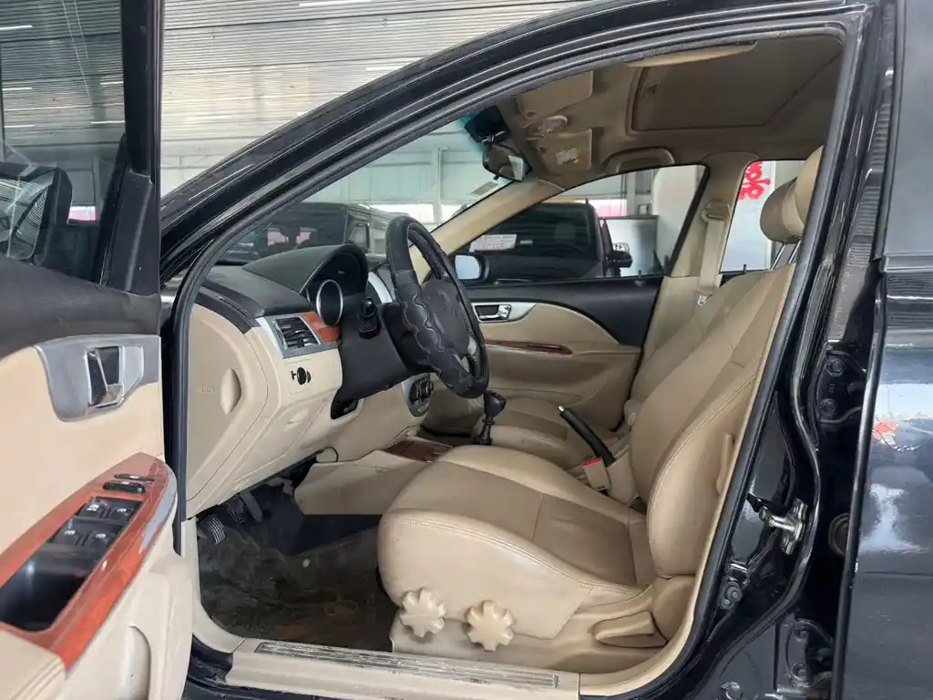 BUICK EXCELLE 2011