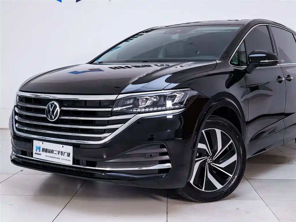 VOLKSWAGEN VILORAN 2024