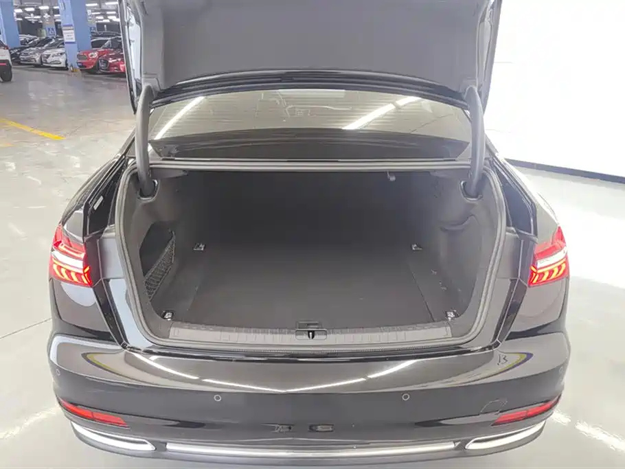 AUDI A6L 2021