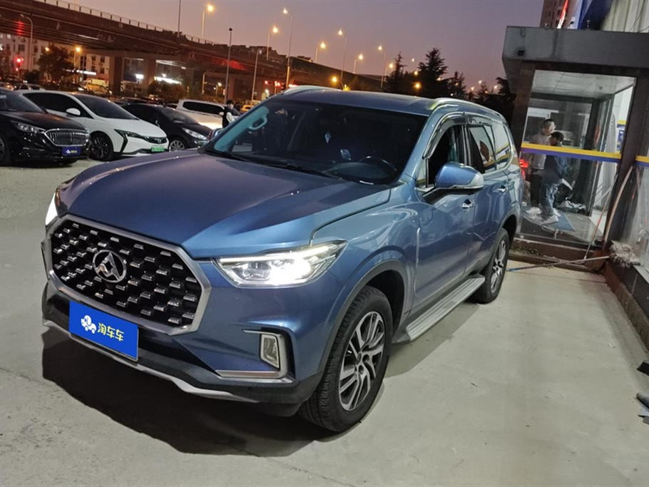 MAXUS D90