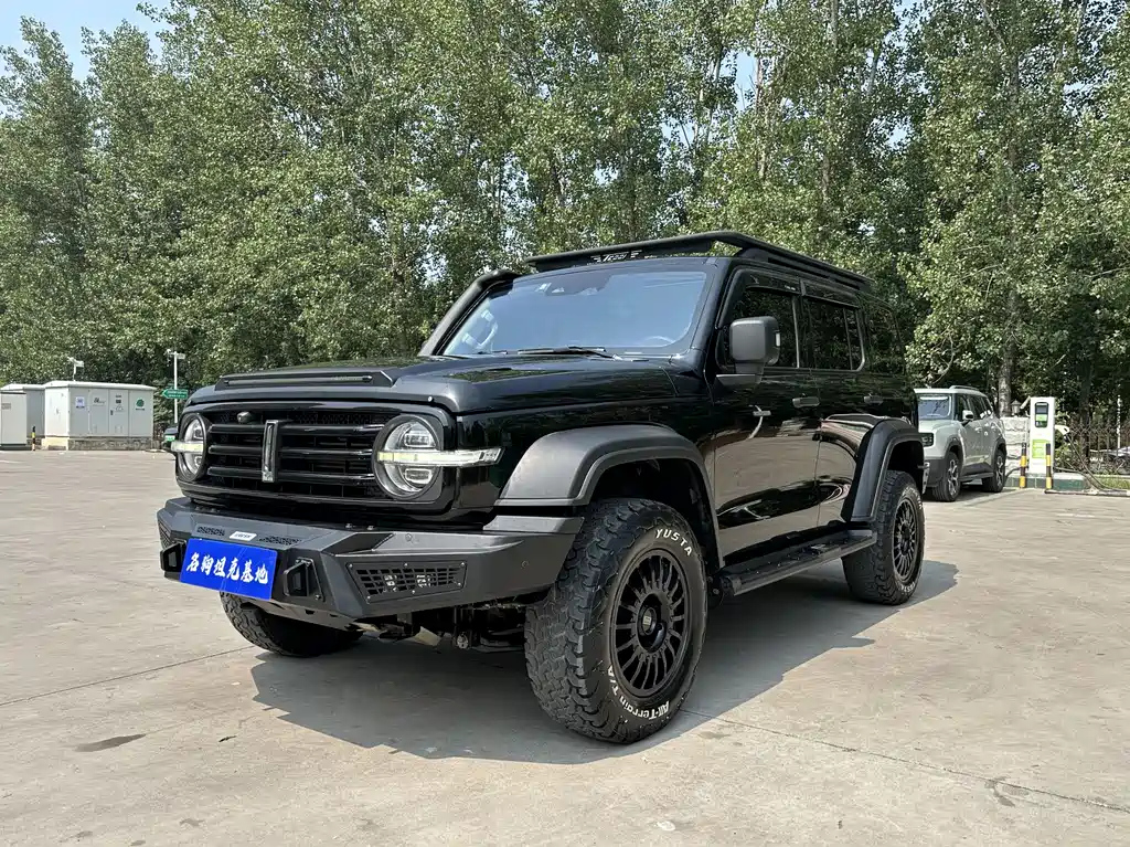 TANK 300 2021