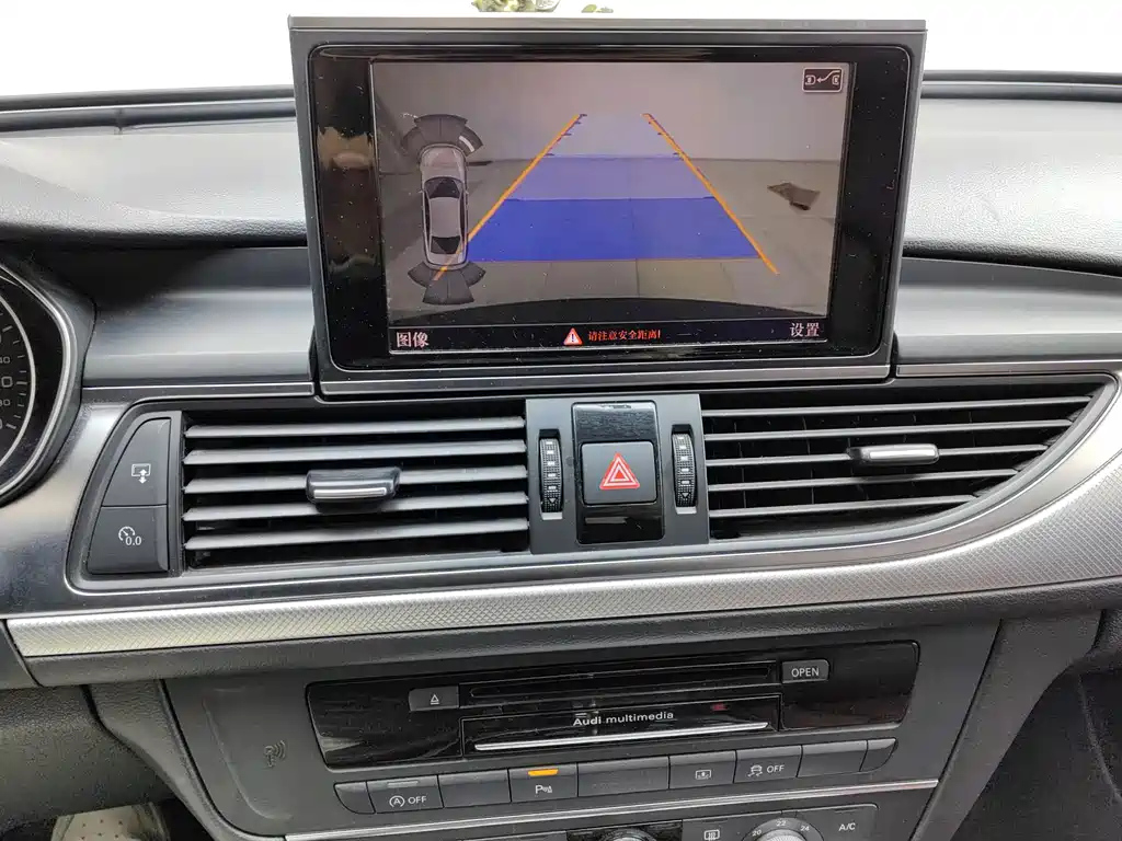 AUDI A6L 2014