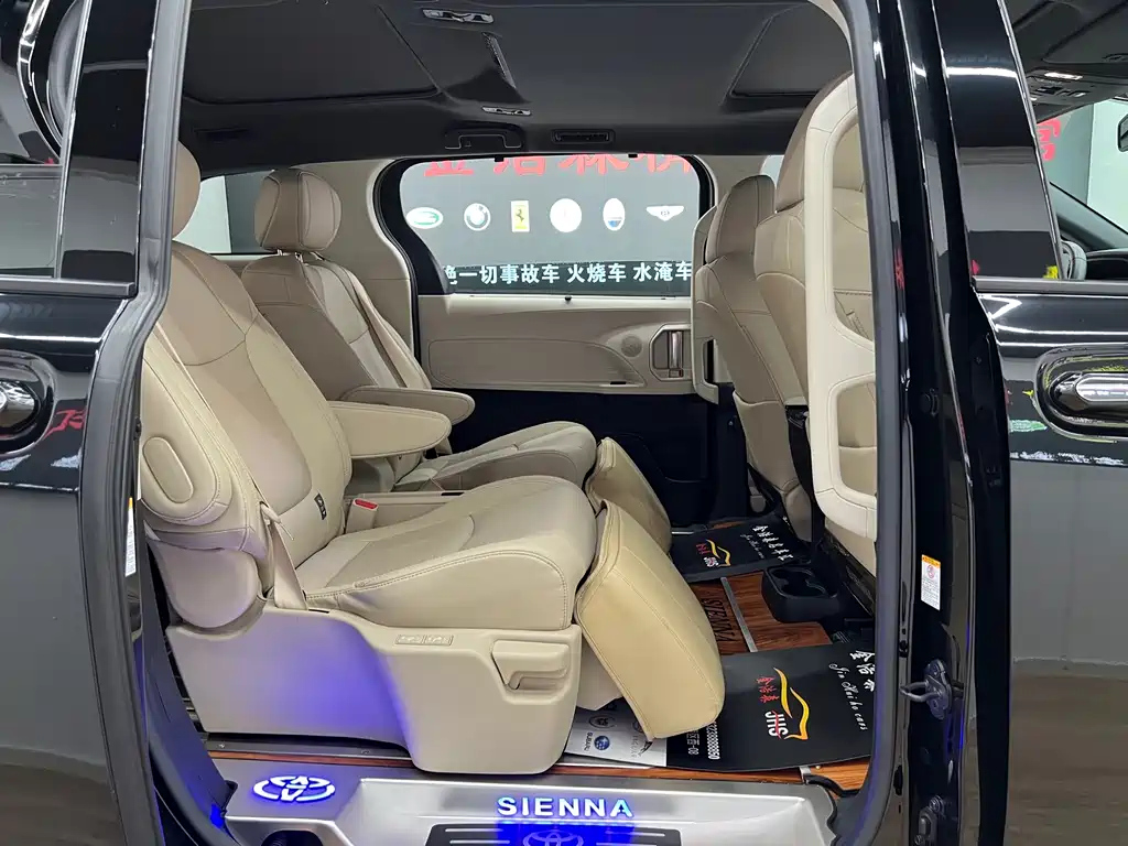 TOYOTA SIENNA SIENNA 2022