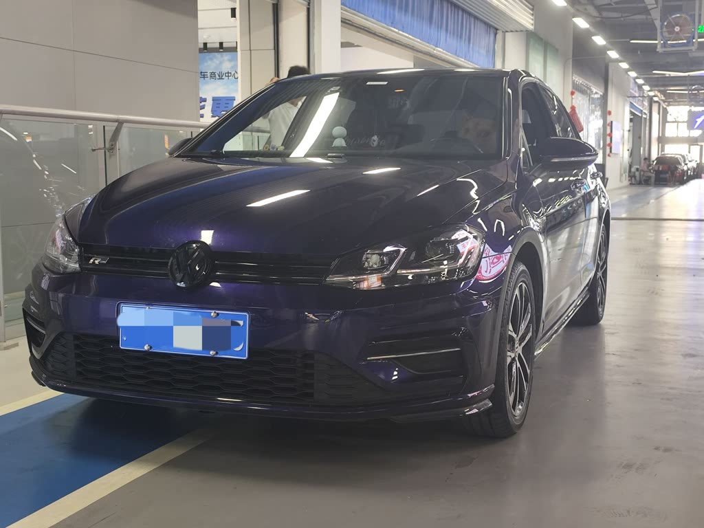 VOLKSWAGEN GOLF 2018