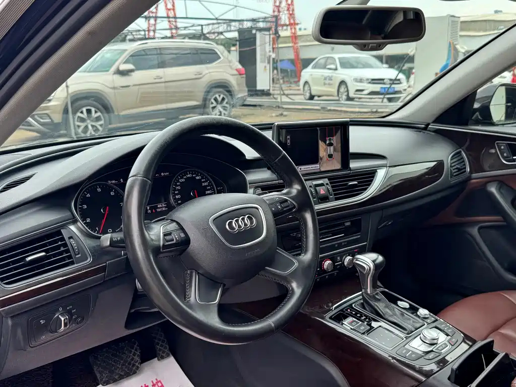 AUDI A6L 2015