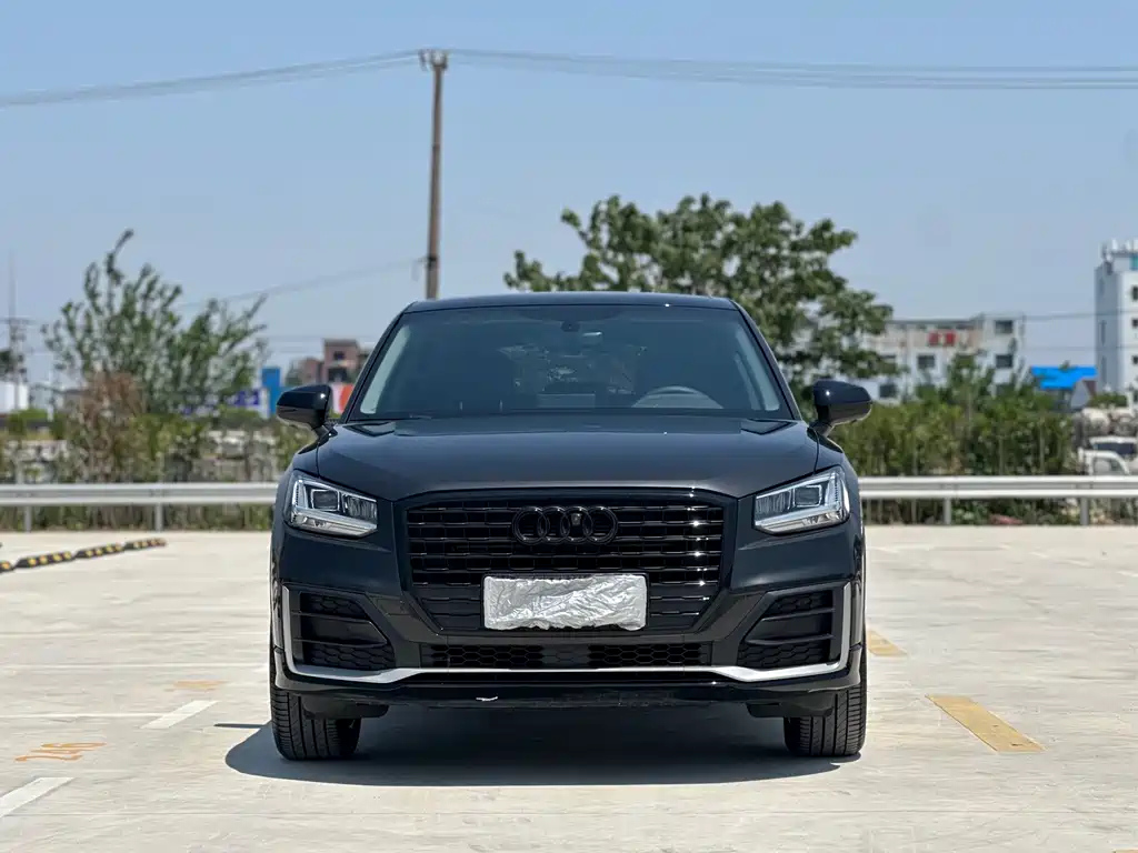 AUDI Q2L 2018