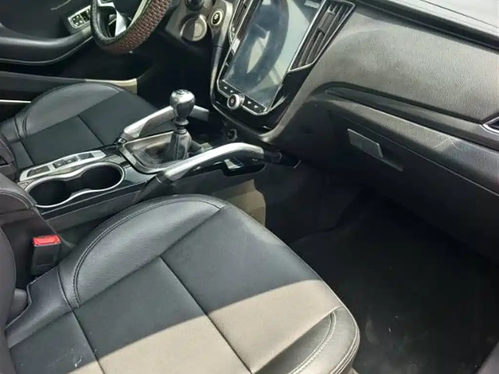 ZOTYE SR7 2017