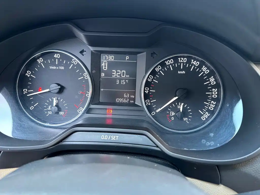 SKODA OCTAVIA 2017