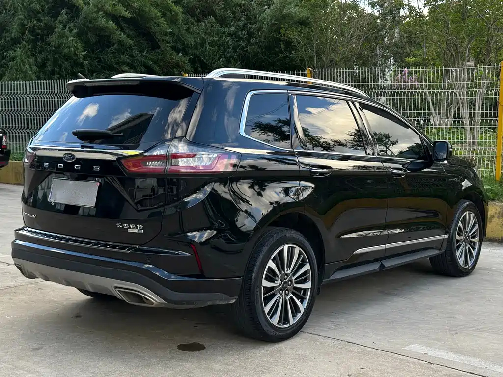 FORD EDGE 2021