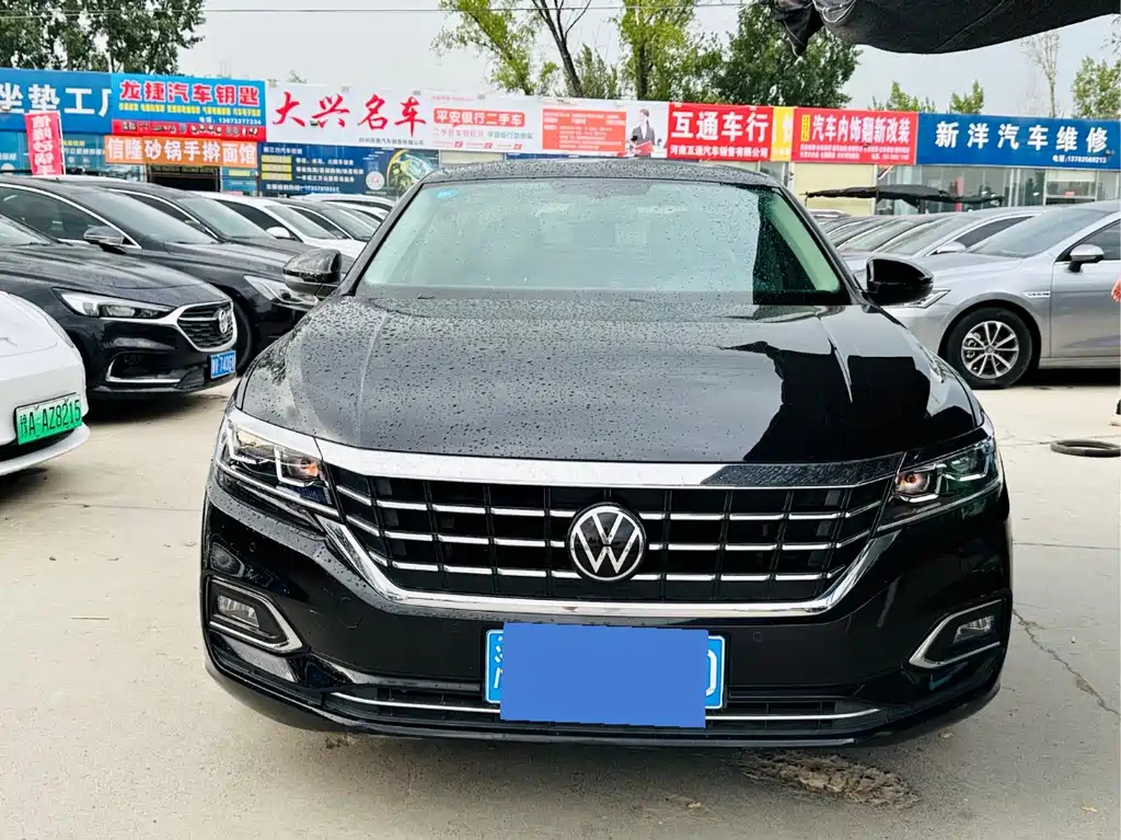 VOLKSWAGEN PASSAT 2019
