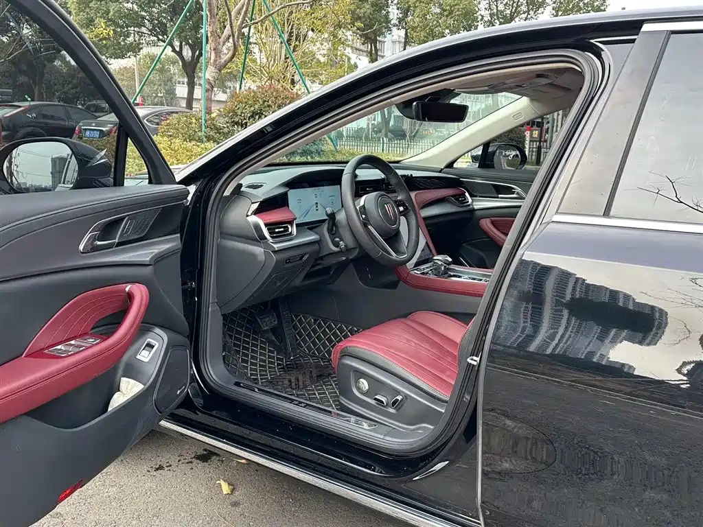 HONGQI H5 2025