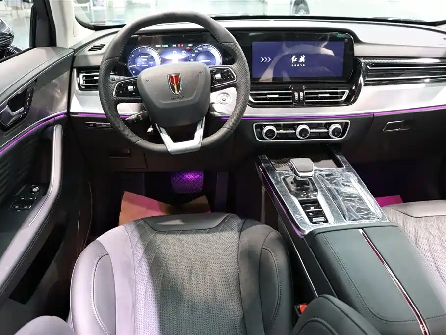 HONGQI HS5 2023