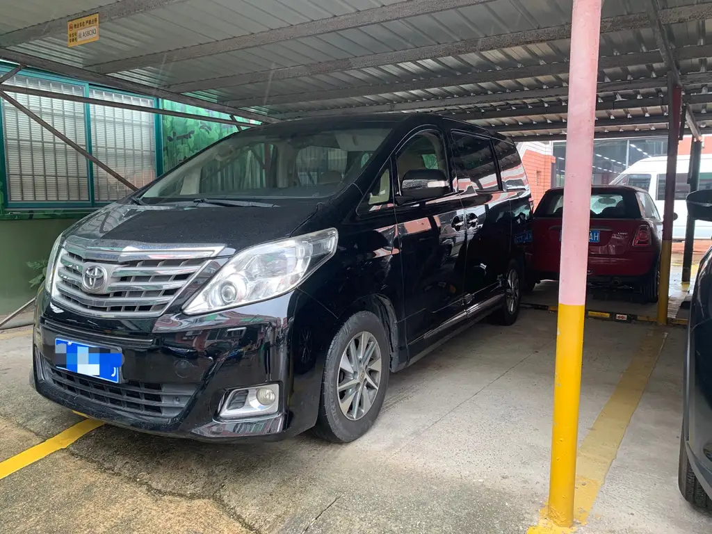 TOYOTA ALPHARD
